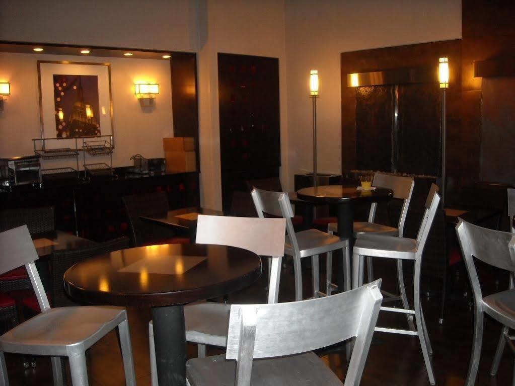 Fairfield Inn & Suites By Marriott New York Manhattan/Fifth Avenue Екстер'єр фото